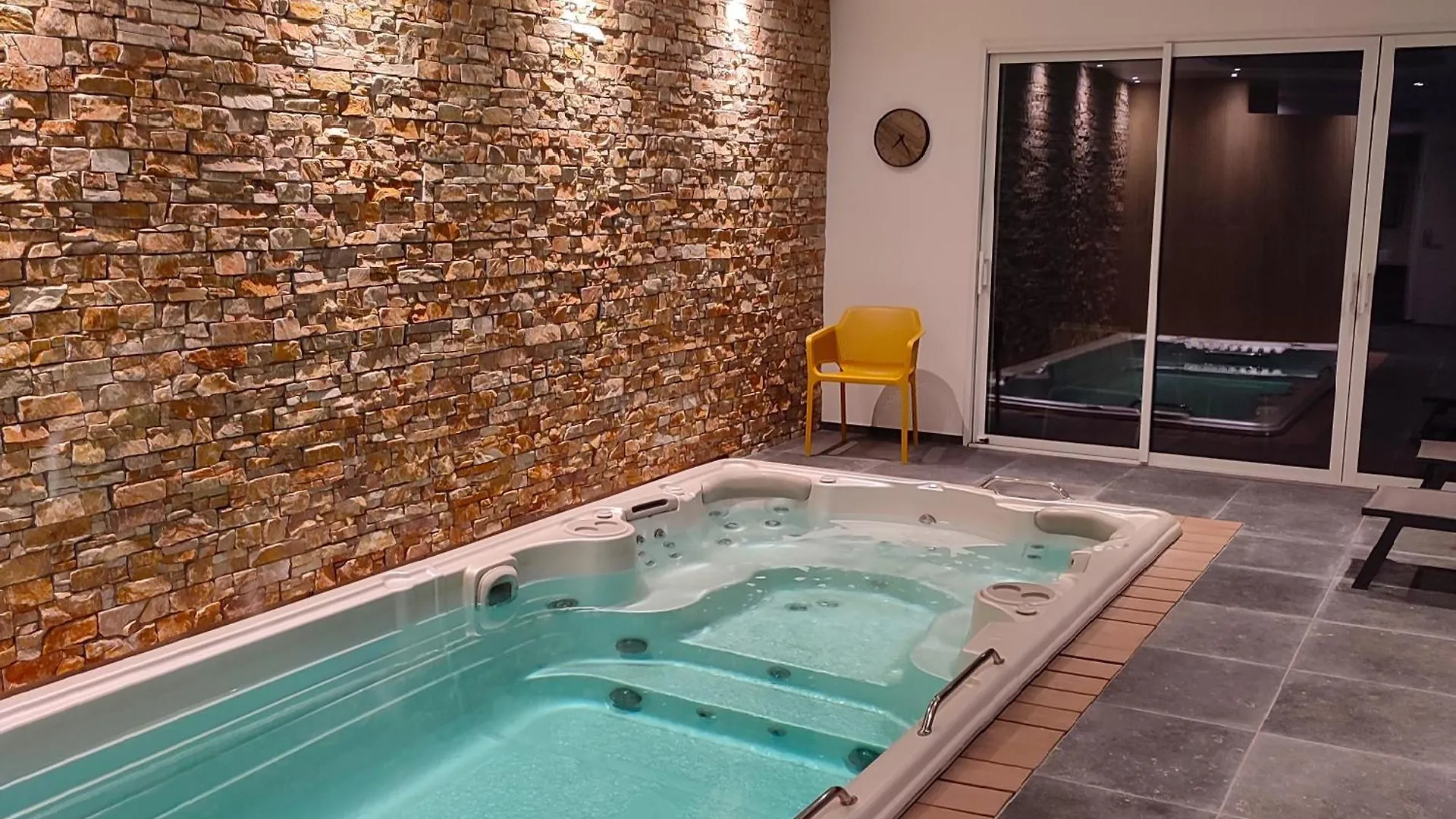 Appart Hotel & Spa La Villa Du Port Vannes Frankrijk